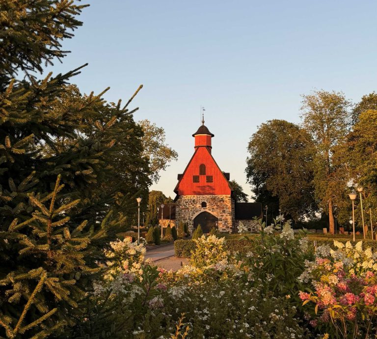 24 ehdokasta seurakuntavaaleihin